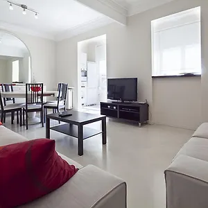 And Spacious Family Appartement Barcelone